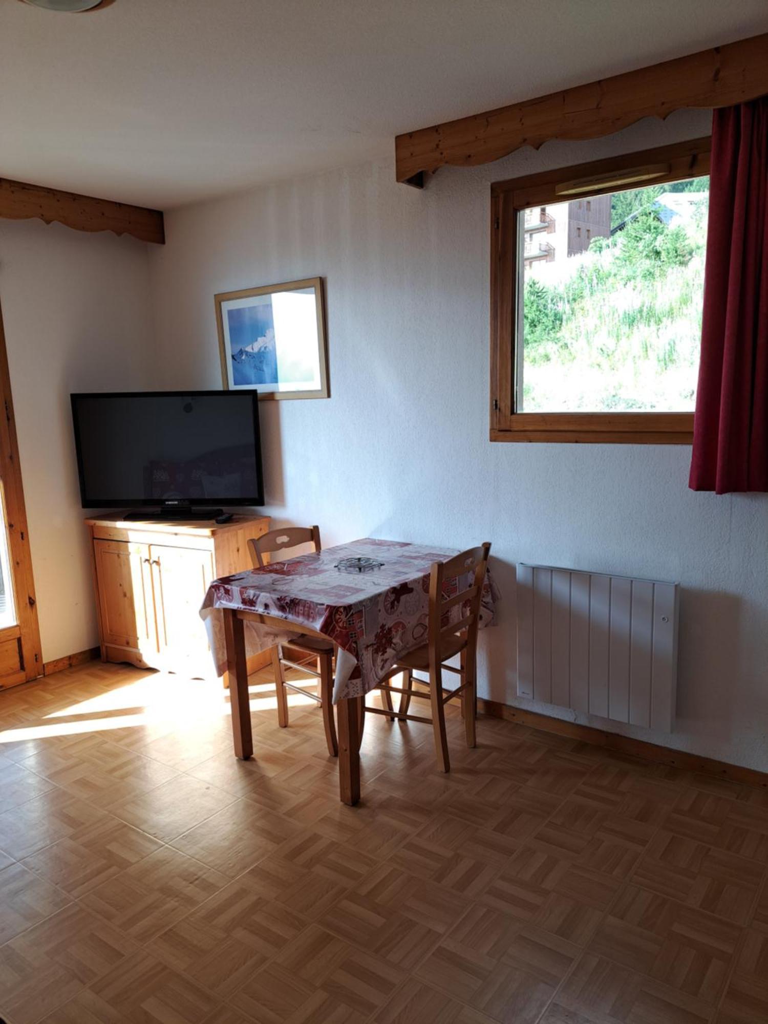 Appartement Avec Balcon - 2 Personnes ปี-แซ็ง-วาซ็อง ภายนอก รูปภาพ